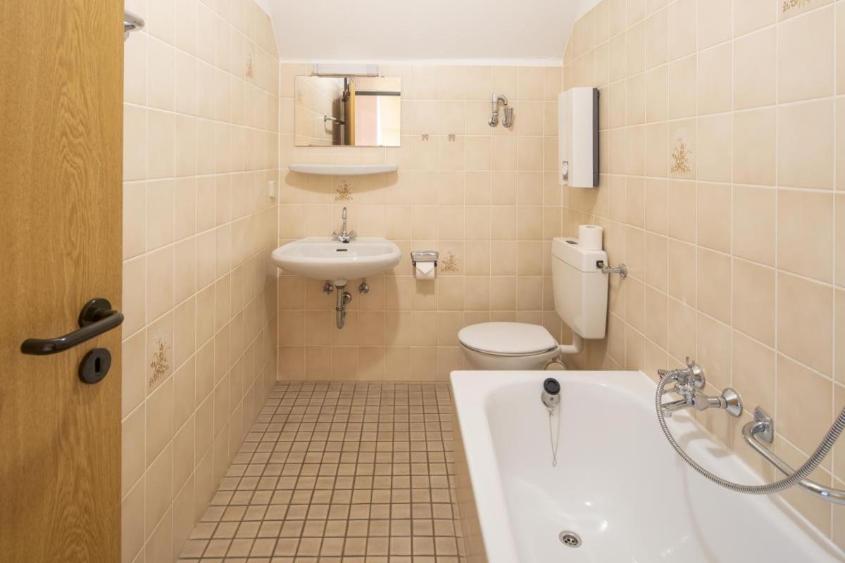Helle 93m2 FeWo mit 2 Schlafzimmern am Edersee Scheid  Exterior foto